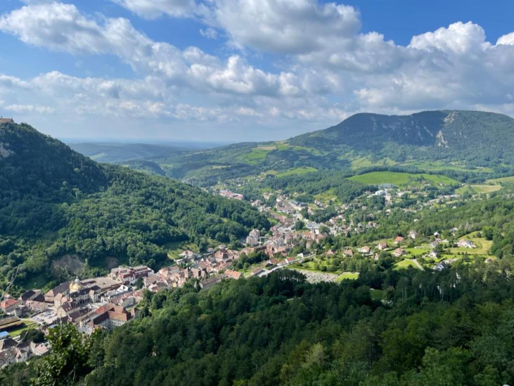 Logement De La Ressource Salins-les-Bains Buitenkant foto